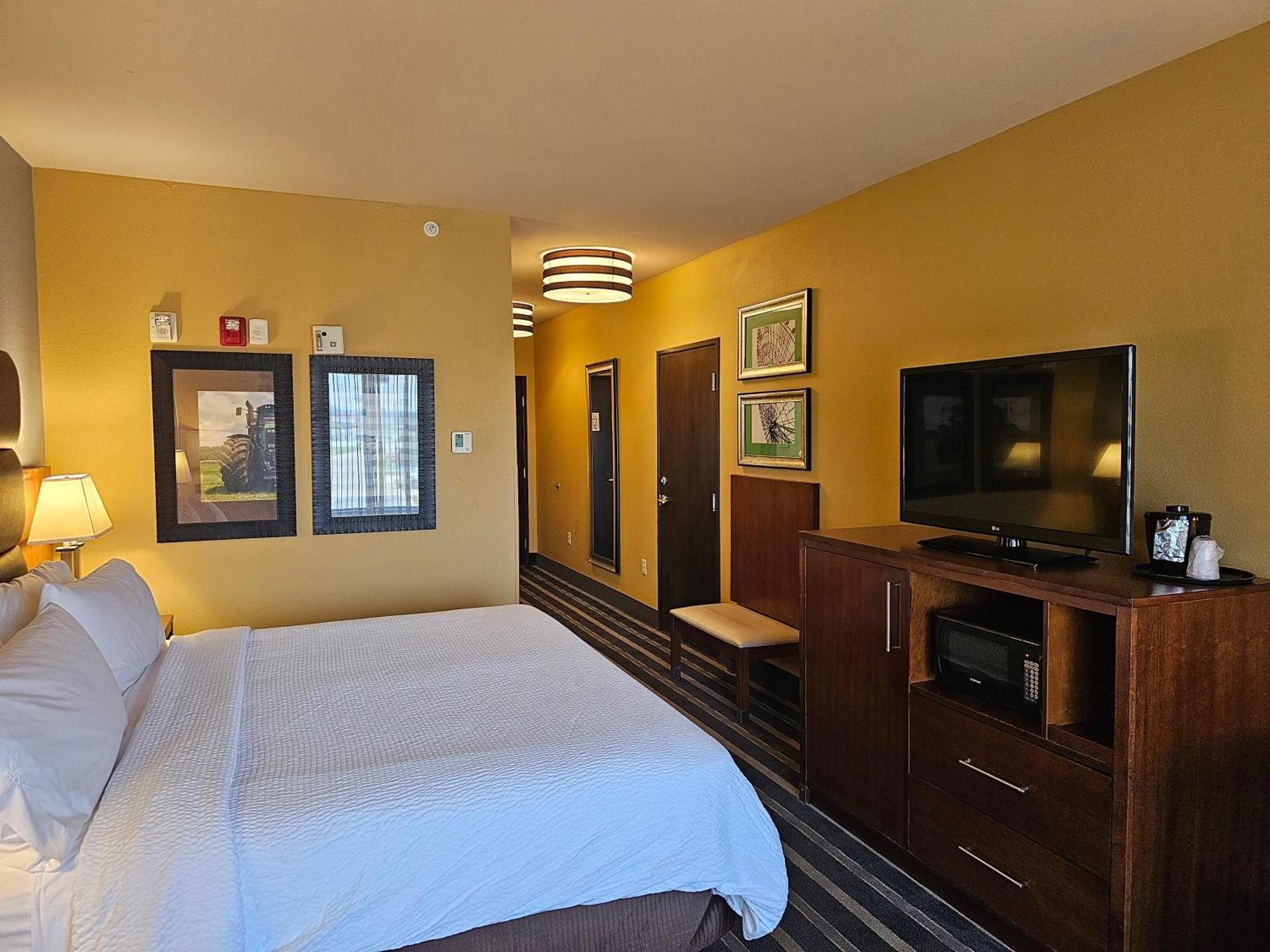 Holiday Inn Express & Suites Perry-National Fairground Area By Ihg Luaran gambar