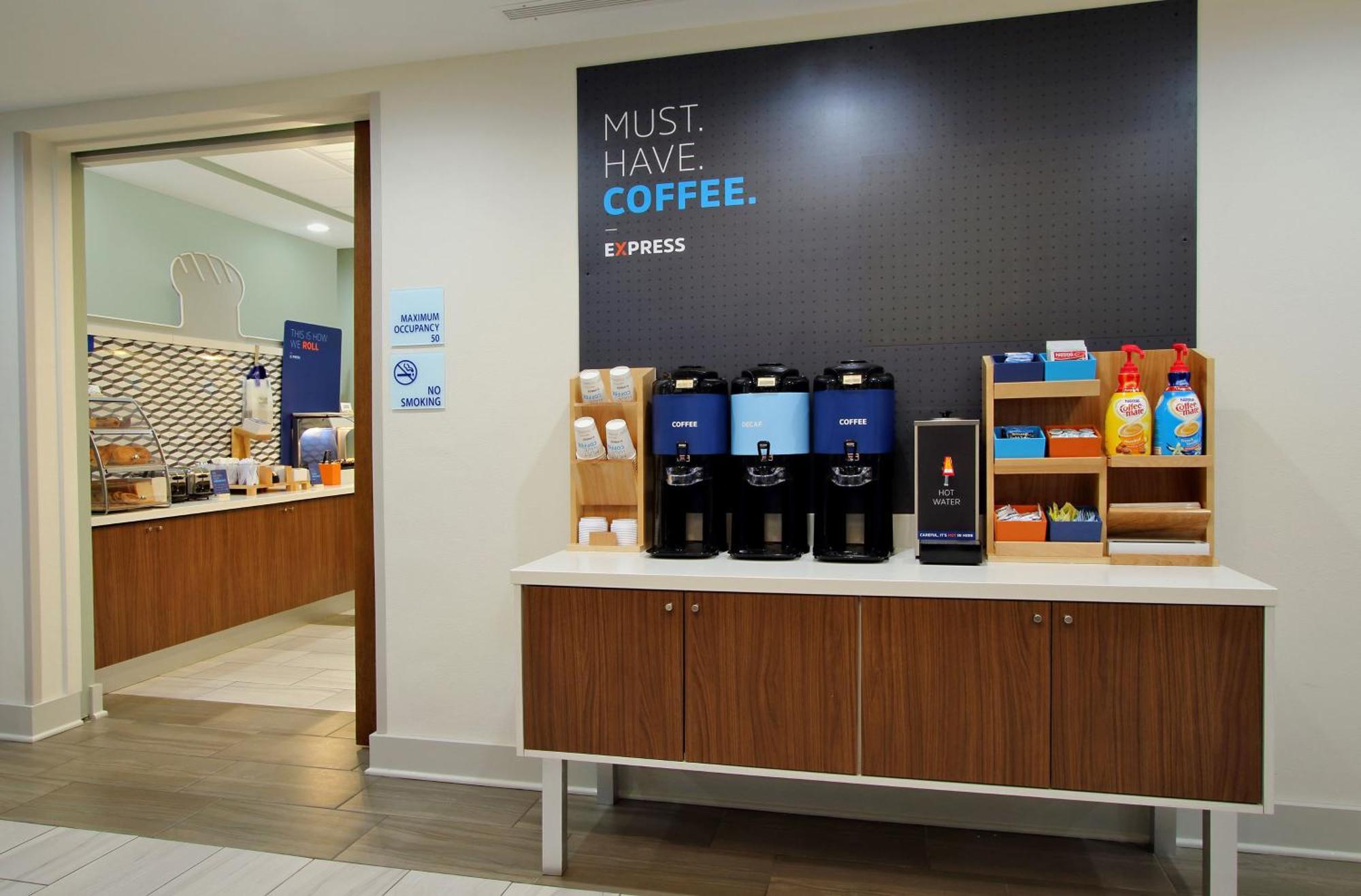 Holiday Inn Express & Suites Perry-National Fairground Area By Ihg Luaran gambar